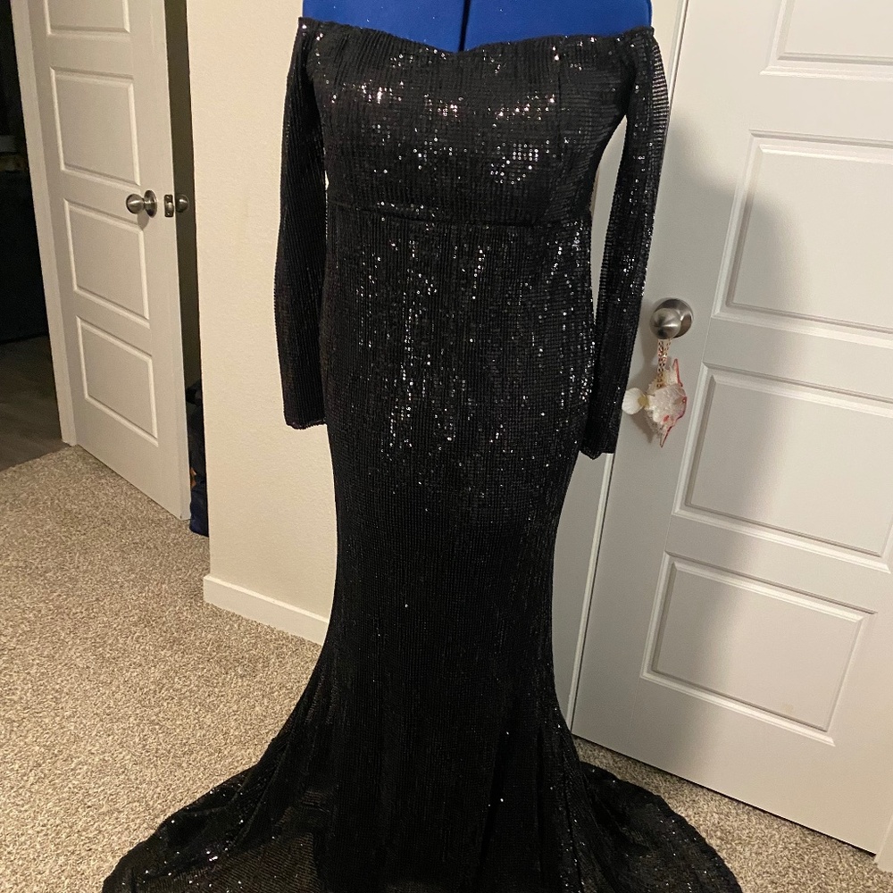 Off Shoulder Black Sequin Formal Dress with Train